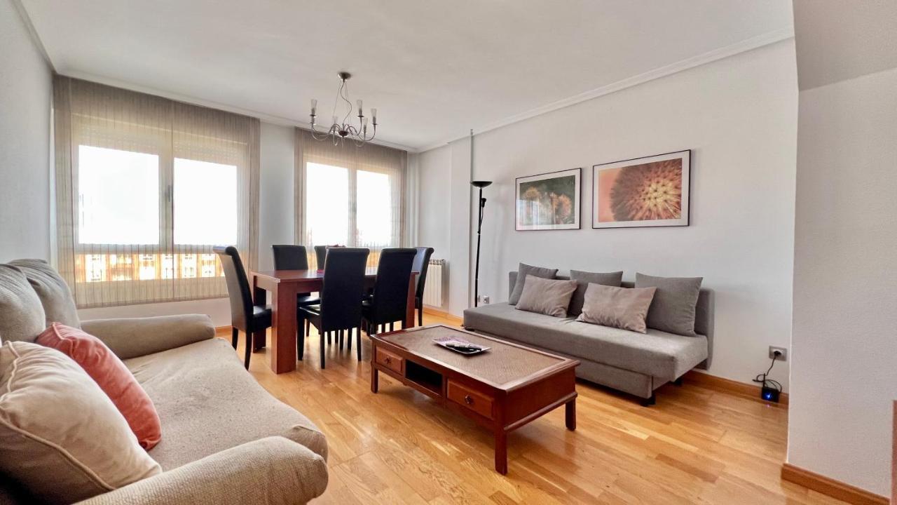 Апартаменти Housingleon - Conde Duplex Con Garaje Gratuito Екстер'єр фото